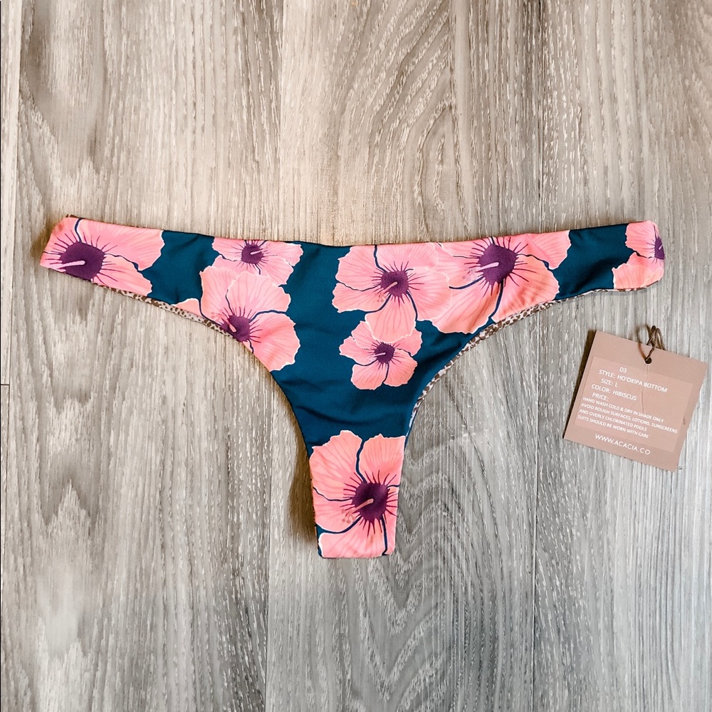 💗SOLD💗 ACACIA SWIMWEAR HO’OKIPA IN HIBISCUS